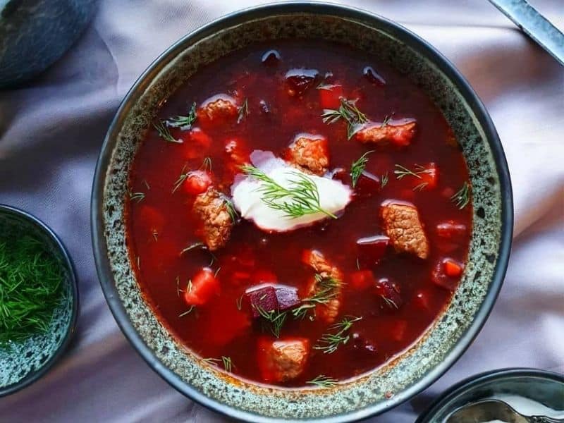 borscht ukrainian cuisine